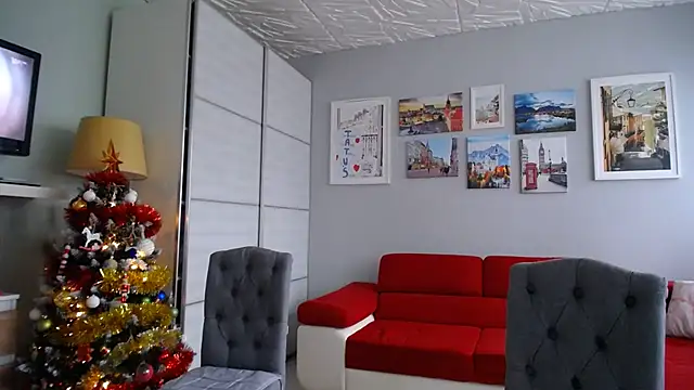 Snapshot of Sexi--Milf chatting on December 2, 2025, 10:42 am Sexi--Milf online show from December 2, 2025, 10:42 am