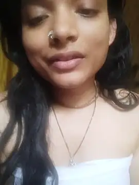 SweetTsAngel online show from May 17, 2026, 8:45 am