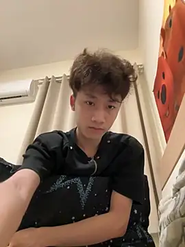 Snapshot of sexyboy-3525 chatting on April 2, 2026, 2:58 pm sexyboy-3525 online show from April 2, 2026, 2:58 pm