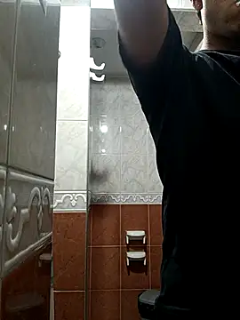 nico herrera   online show from April 8, 2026, 12:54 am