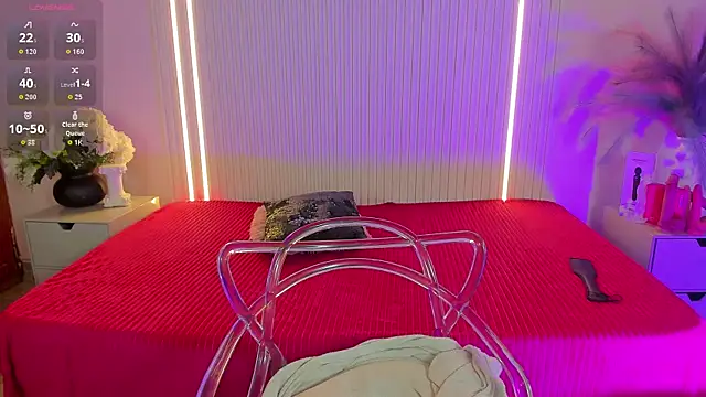 AliceHill8 online show from April 9, 2026, 3:50 pm