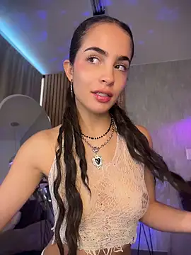 EmmaVonn online show from April 20, 2026, 7:37 pm