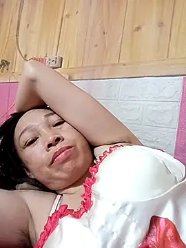 Snapshot of Vily-lonely chatting on May 10, 2026, 10:15 pm Vily-lonely online show from May 10, 2026, 10:15 pm