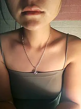 Snapshot of -Cidy- chatting on April 23, 2026, 6:32 pm -Cidy- online show from April 23, 2026, 6:32 pm