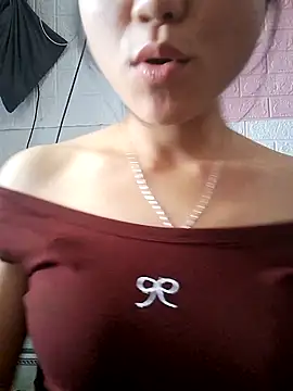 Snapshot of -Cidy- chatting on May 5, 2026, 3:14 am -Cidy- online show from May 5, 2026, 3:14 am