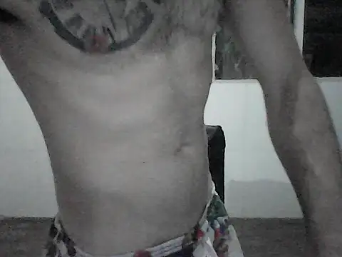 Snapshot of NoxxVx chatting on April 7, 2026, 1:06 am NoxxVx online show from April 7, 2026, 1:06 am