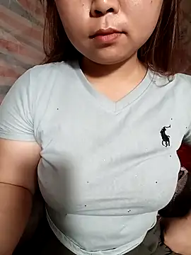 Snapshot of jas-cutle chatting on May 9, 2026, 12:27 am jas-cutle online show from May 9, 2026, 12:27 am