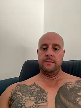 Snapshot of Dmakatak79 chatting on June 7, 2026, 11:52 pm Dmakatak79 online show from June 7, 2026, 11:52 pm