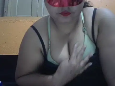 Naina1994 online show from April 8, 2026, 9:26 pm