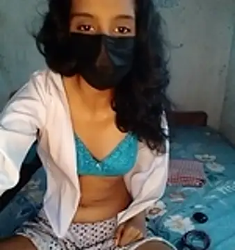 Snapshot of manu_babe chatting on April 3, 2026, 4:43 am manu babe online show from April 3, 2026, 4:43 am