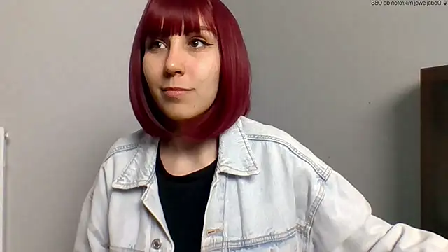 ZaraHotTeen online show from May 12, 2026, 2:14 pm