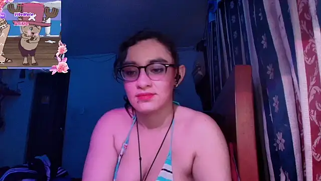 Snapshot of Ellaa_honey chatting on April 24, 2026, 2:03 am Ellaa honey online show from April 24, 2026, 2:03 am
