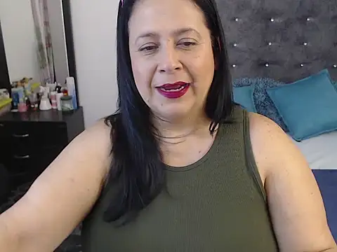 Snapshot of carlareyesk977 chatting on April 4, 2026, 3:09 pm carlareyesk977 online show from April 4, 2026, 3:09 pm