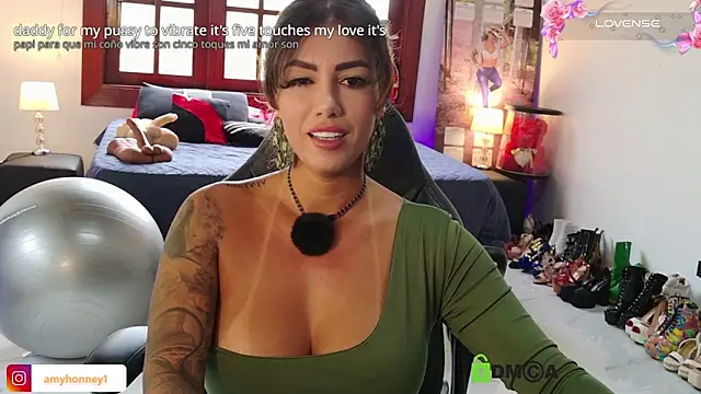 CocoaParadise  online show from June 13, 2026, 2:59 pm