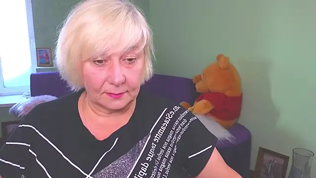 Milane Milky online show from June 8, 2026, 5:08 am