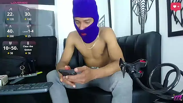 Snapshot of big_cock2016 chatting on April 11, 2026, 8:57 pm big cock2016 online show from April 11, 2026, 8:57 pm