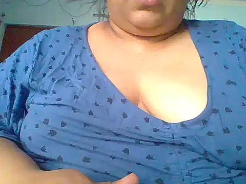 Snapshot of First_sexywoman chatting on April 26, 2026, 8:23 am First sexywoman online show from April 26, 2026, 8:23 am