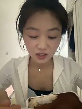 Shanshan 1267 online show from June 4, 2026, 1:39 pm