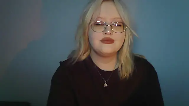Snapshot of Elayne_Sweet chatting on June 19, 2026, 6:07 am Elayne Sweet online show from June 19, 2026, 6:07 am