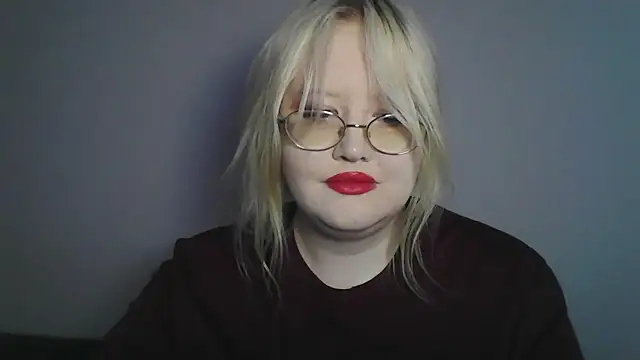 Snapshot of Elayne_Sweet chatting on June 27, 2026, 6:07 am Elayne Sweet online show from June 27, 2026, 6:07 am