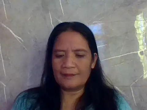 Snapshot of PinayZaira chatting on June 7, 2026, 11:08 pm PinayZaira online show from June 7, 2026, 11:08 pm
