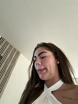 Snapshot of Jessiebx chatting on April 9, 2026, 10:42 am Jessiebx online show from April 9, 2026, 10:42 am