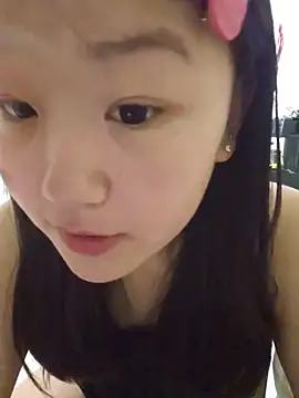 mianmian-666 online show from May 16, 2026, 1:43 pm