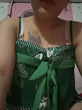Lina-Naughty online show from April 17, 2026, 7:11 am