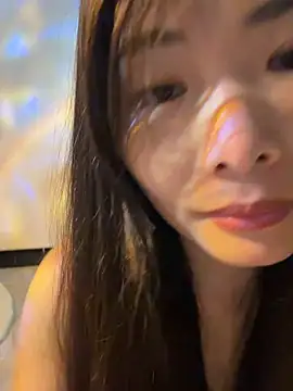 Snapshot of Xiaoyunduo1 chatting on April 19, 2026, 6:10 pm Xiaoyunduo1 online show from April 19, 2026, 6:10 pm