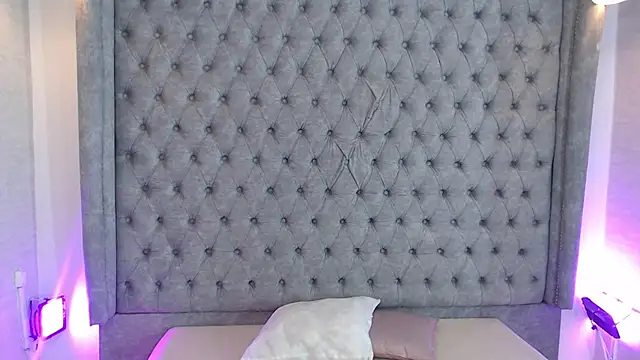 Snapshot of Gyal_Smith chatting on April 12, 2026, 3:33 am Gyal Smith online show from April 12, 2026, 3:33 am