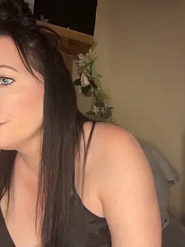 taylorsunshine online show from June 2, 2026, 1:07 am