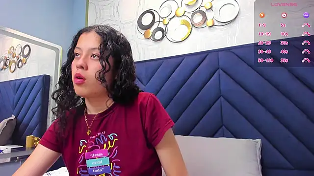 Snapshot of Kaira_luxury chatting on April 23, 2026, 3:08 am Kaira luxury online show from April 23, 2026, 3:08 am