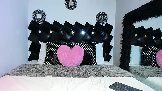 Snapshot of Hannaa_Evans chatting on April 24, 2026, 7:49 pm Hannaa Evans online show from April 24, 2026, 7:49 pm