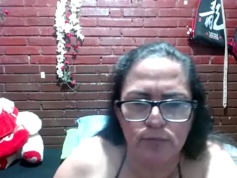 Snapshot of kristalmarelyn chatting on May 6, 2026, 6:30 am kristalmarelyn online show from May 6, 2026, 6:30 am