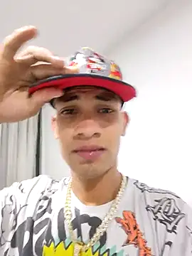 Paiva2122 online show from April 1, 2026, 2:34 am