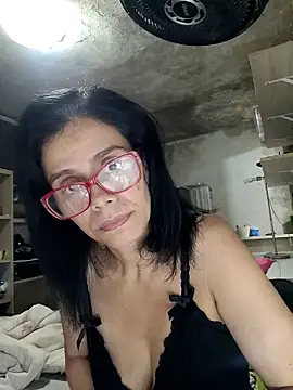 Snapshot of Cristotoza chatting on April 27, 2026, 6:50 pm Cristotoza online show from April 27, 2026, 6:50 pm