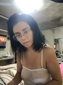 Snapshot of Cristotoza chatting on May 9, 2026, 6:18 am Cristotoza online show from May 9, 2026, 6:18 am