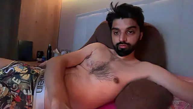 Snapshot of priyxh chatting on July 17, 2026, 10:58 pm priyxh online show from July 17, 2026, 10:58 pm