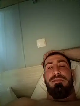 Snapshot of Johnnyxxx6 chatting on April 4, 2026, 1:30 pm Johnnyxxx6 online show from April 4, 2026, 1:30 pm