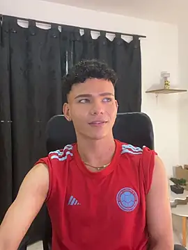 sebascuterouss online show from May 11, 2026, 4:04 pm