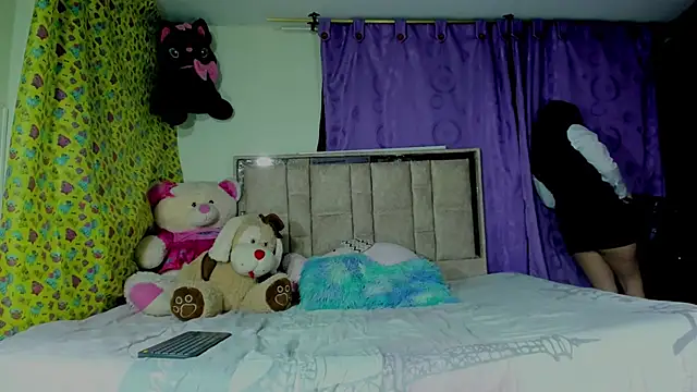 moniquehisk online show from April 25, 2026, 2:25 pm