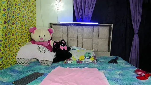 moniquehisk online show from May 12, 2026, 6:05 pm