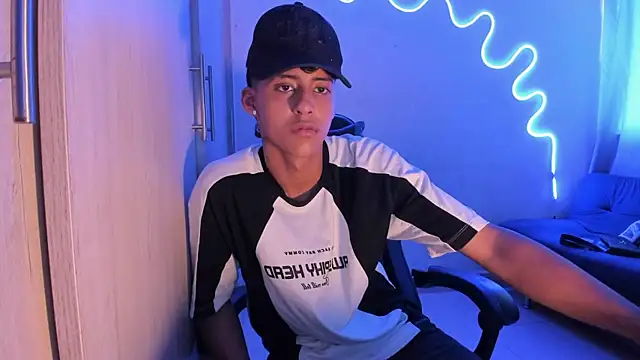 dante martinez online show from April 20, 2026, 7:26 pm