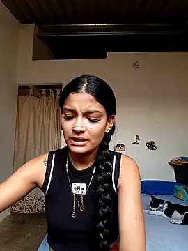 Snapshot of Lyra_Siren chatting on April 24, 2026, 3:58 pm Lyra Siren online show from April 24, 2026, 3:58 pm