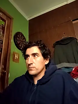 xlfxman online show from April 8, 2026, 6:52 pm