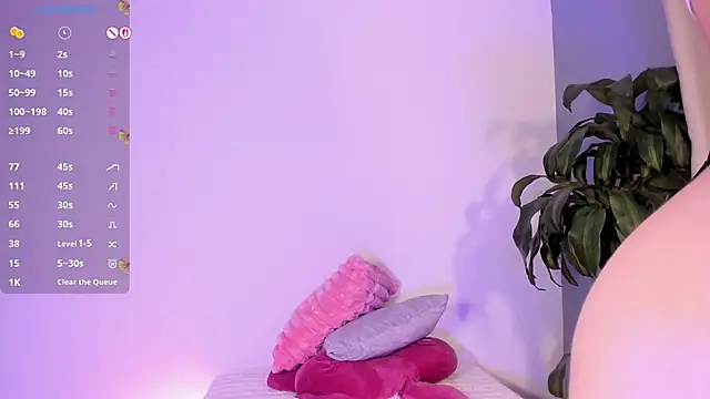 Snapshot of Julieta_soft chatting on April 23, 2026, 6:54 pm Julieta soft online show from April 23, 2026, 6:54 pm