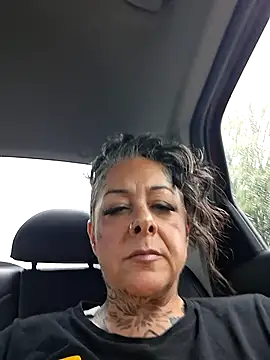 Kitty bang online show from June 26, 2026, 6:56 pm