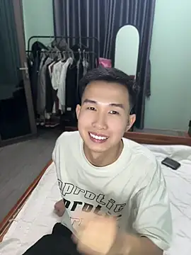 Snapshot of tuanhip chatting on April 13, 2026, 1:38 pm tuanhip online show from April 13, 2026, 1:38 pm