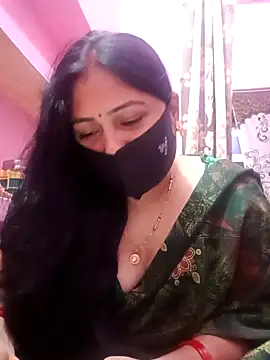 Snapshot of Pinki-girl chatting on April 17, 2026, 5:32 am Pinki-girl online show from April 17, 2026, 5:32 am