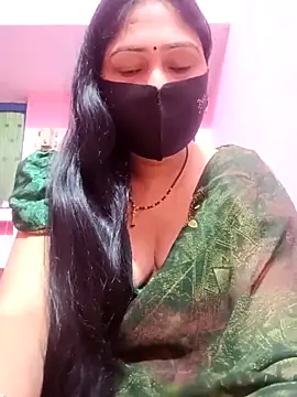 Snapshot of Pinki-girl chatting on May 5, 2026, 2:08 am Pinki-girl online show from May 5, 2026, 2:08 am